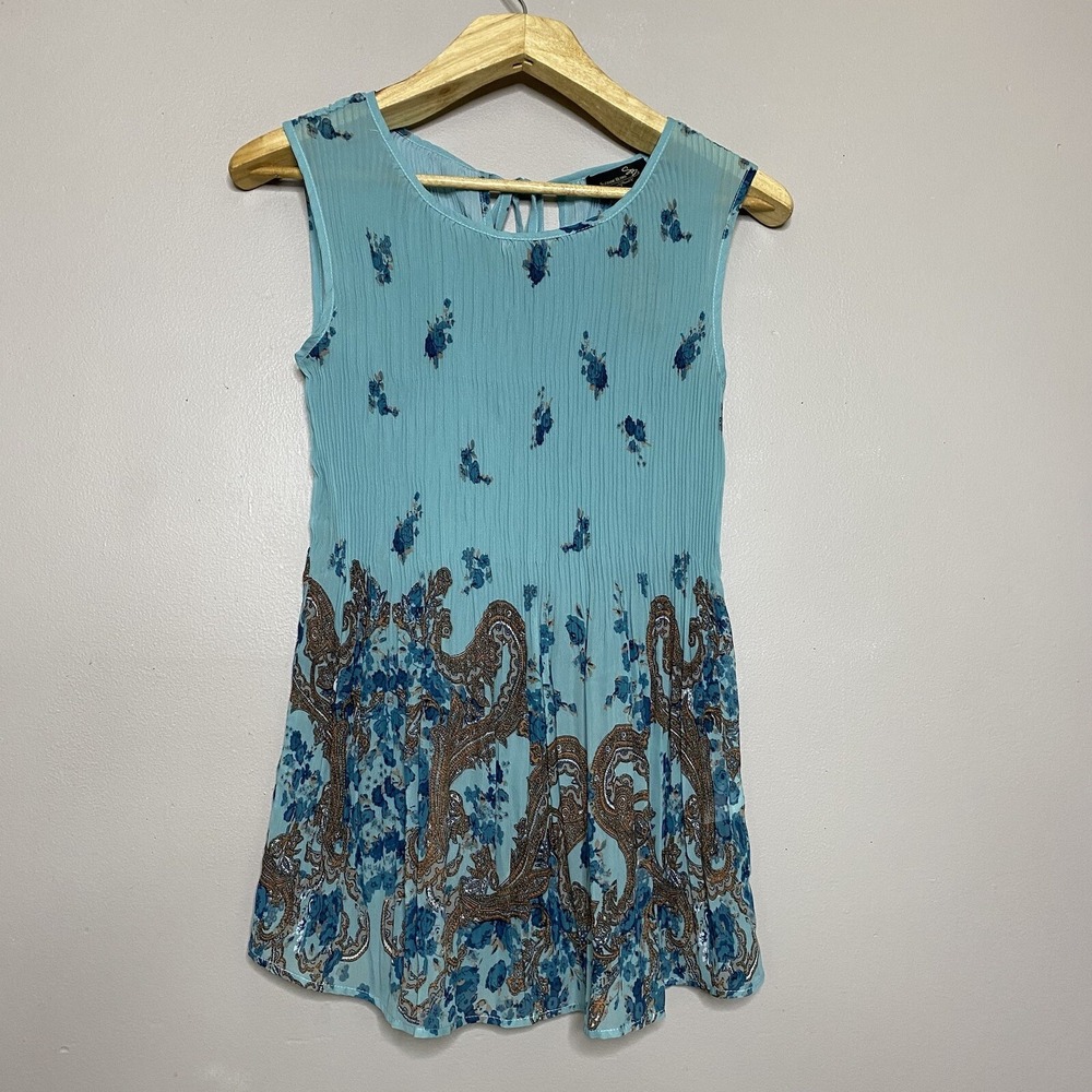 Suzanne Betro Accordion Pleated Sleeveless Tie‎ Back Paisley Tunic Blouse Size M